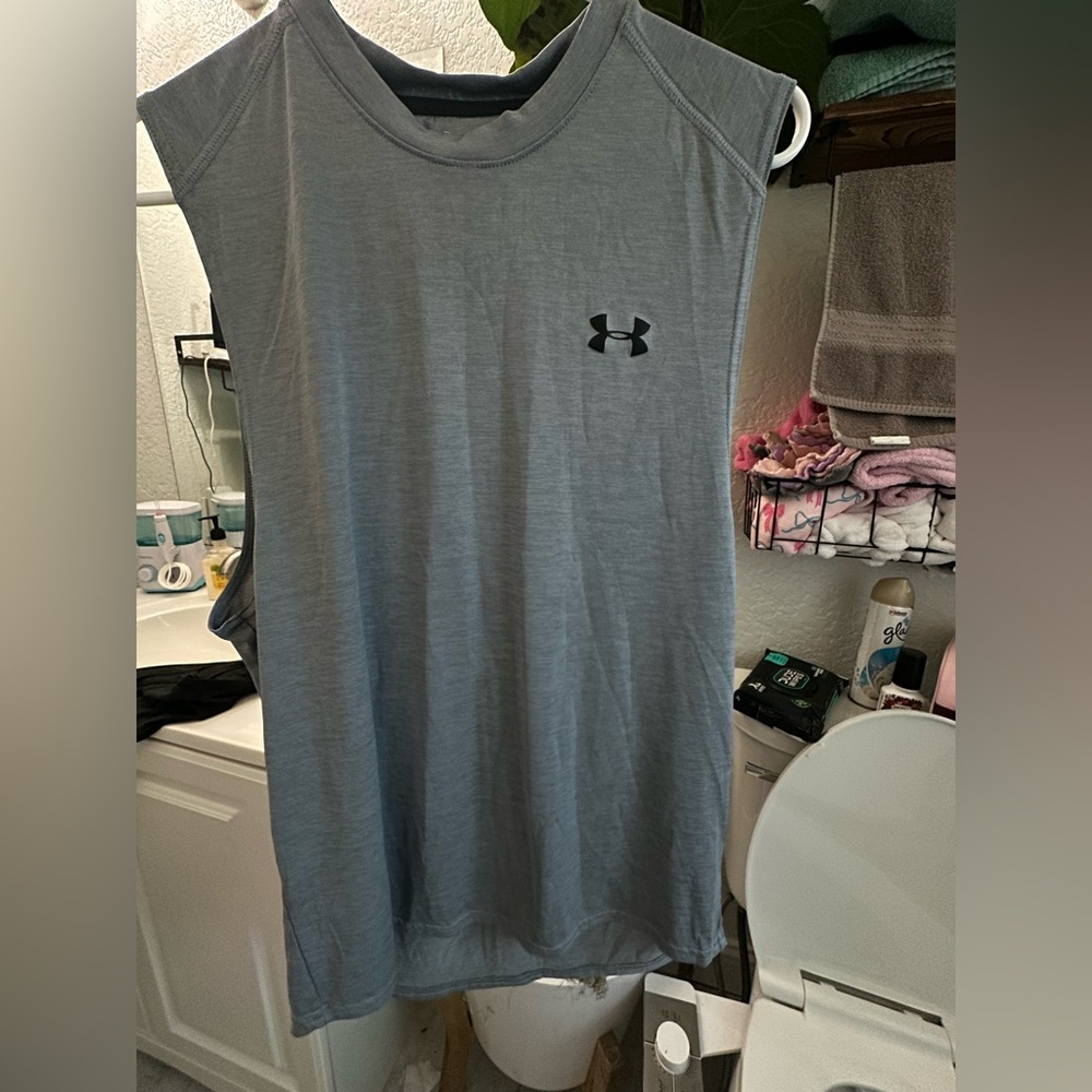 Under Armour Gray HeatGear Loose Fit Tee